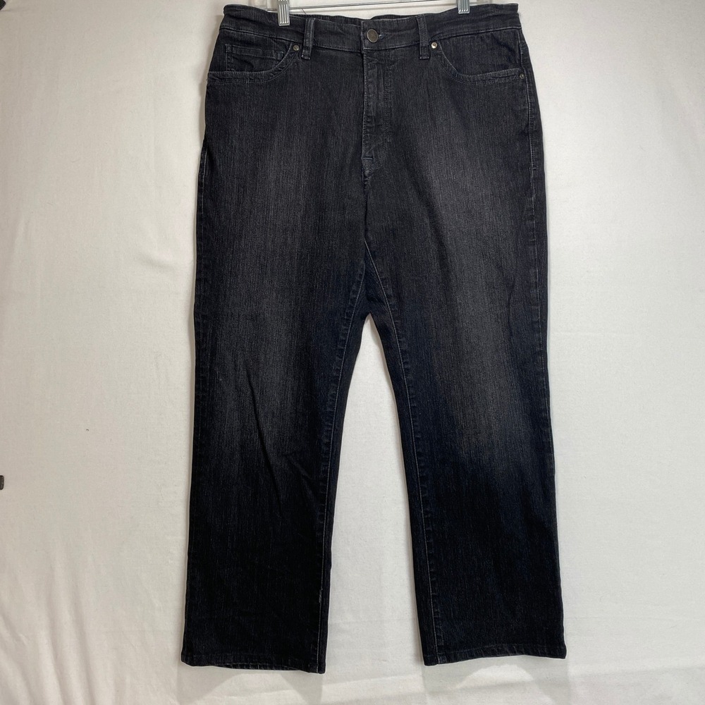 34 Heritage Charisma Comfort Rise Classic Jeans Mens 36x30 Dark Wash Black Denim